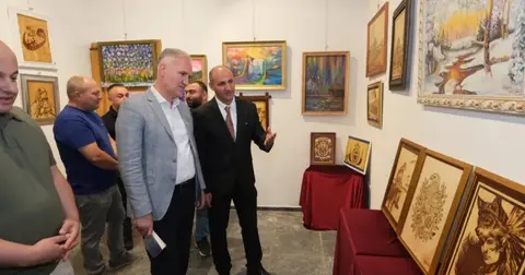 Yüksel Kılıçoğlu’nun kişisel sergisi İnegöl Kent Müzesi’nde açıldı