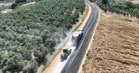 Bursa'da Mudanya kırsal mahallelerinde 8,8 kilometre yol yenileniyor