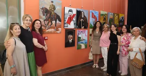 OSMEK kursiyerlerinin bir yıllık emeği sergiye dönüştü