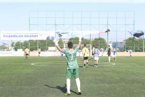 Sakarya'da Başkanlık Futbol Kupası: 39 mahalle, 500 genç