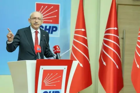 Kılıçdaroğlu, İsrail'in Suriye'deki saldırıya tepki gösterdi: 'KİMSE TÜRKİYE'YE AYAR VERMEYE KALKIŞAMAZ'