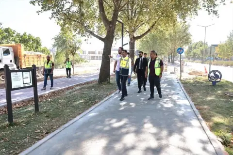 Denizli'de Yenişehir Koşu Yolu Baştan Aşağı Yenileniyor