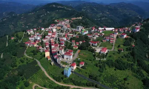 Ordu Çaybaşı’nda 1 Kilometrelik Yola Sıcak Asfalt