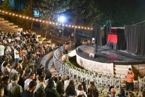 Ankara'da Seğmenler Parkı tiyatro sahnesine dönüştü