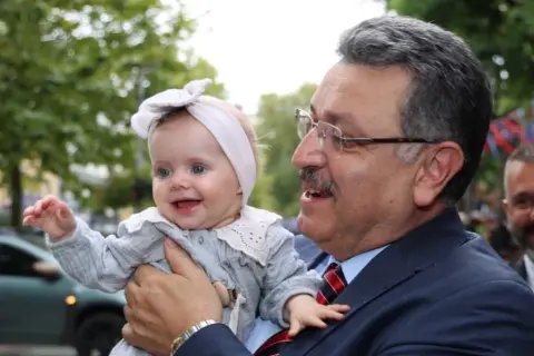 Trabzon'da 66 işçi tüp bebek desteği aldı