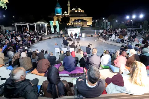 Mevlâna Dergahı'nda 15. Uluslararası Şiir Şöleni Açıldı