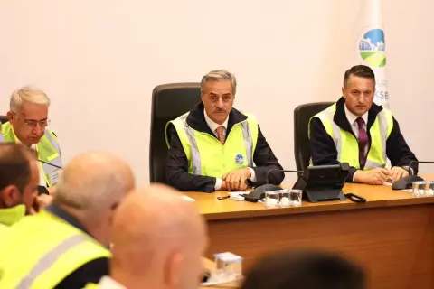 Sakarya'da 27 yıllık yağış rekoru: 30 saattir sel mücadelesi