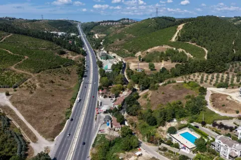 Mudanya Çağrışan yolu genişletildi, asfaltlandı