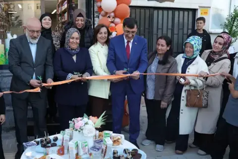 Kütahya'da 'Düş Bahçesi' Açıldı: Sanat ve Bilim Buluştu
