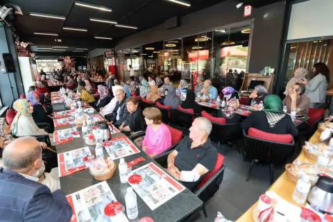Karatay'da Alzheimer farkındalığı etkinliği düzenlendi