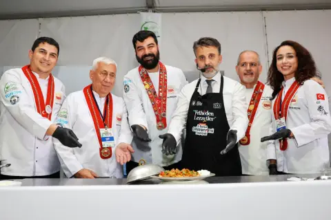 Şahin Biba: Sevgi baharatıyla Bursa lezzetini anlattı