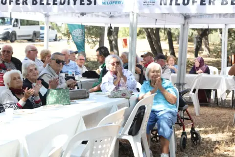 Nilüfer’de yaşlılara özel yaz sonu piknik etkinliği