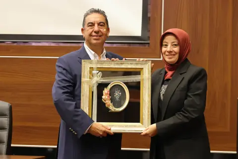 Keçiören Belediyesi personele meme kanseri eğitimi verdi