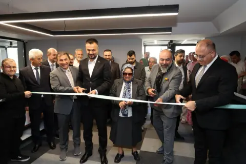 Kayseri Talas'ta Tezhip, Hat, Ebru ve Yakma Sergisi Açıldı