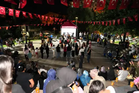 Keçiören'de park konseri: Halay ve coşku dolu akşam