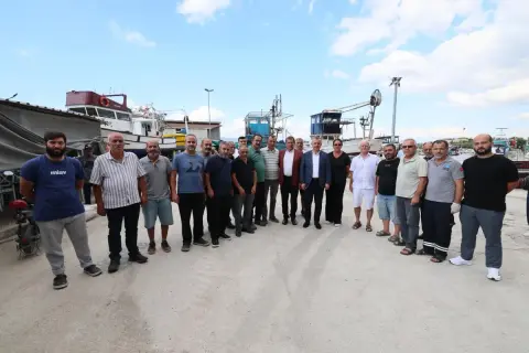 Büyükakın Ereğli'de balıkçıları ziyaret etti: bereketli sezon diledi