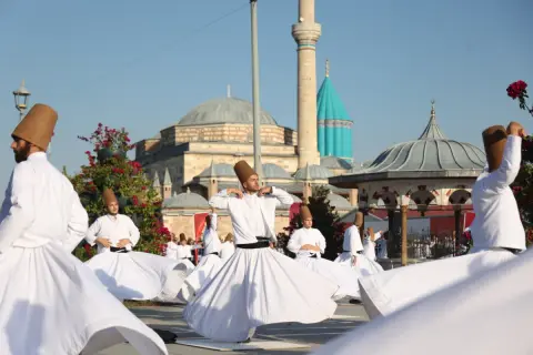 Konya'da Uluslararası Mistik Müzik Festivali Başladı