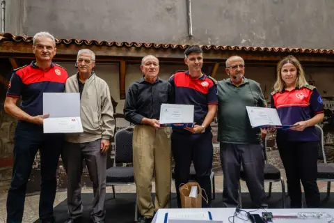 İzmirli gençlere itfaiye deneyimi aktarıldı