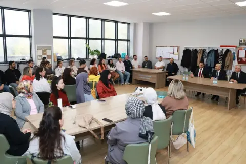 Gebze'de Başkan Büyükgöz’den eğitim yuvalarına ziyaret