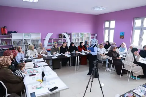 Kocaeli'de Gebze Okur Projesi'nde veli ve öğretmen buluşma