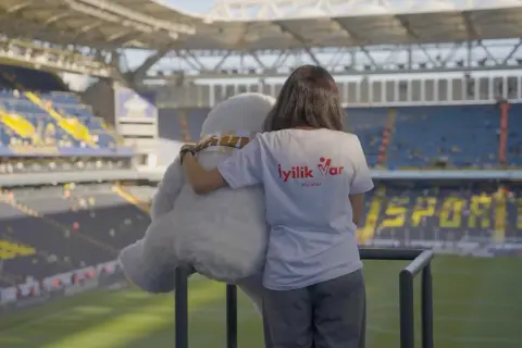 "İyilik Var" platformuna bir ayda 20 bin gönüllü katıldı