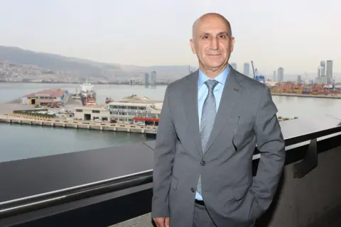 EİB WhatsApp'a taşıdı: 13 kanal, anlık ihracat haberi