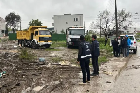 Nilüfer'de 4 çadırlı göçer kampı temizlendi
