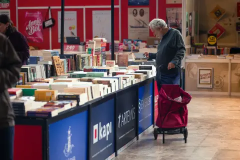 Valizler kitapla doldu: Kocaeli Kitap Fuarı'nda renkli sahne