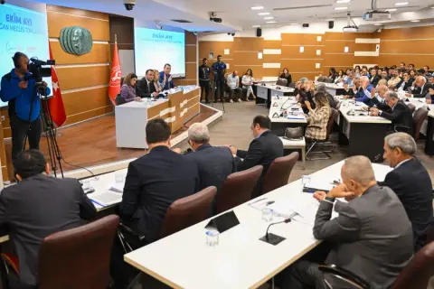 Bornova'ya 9 Milyar Liralık Bütçe Onayı