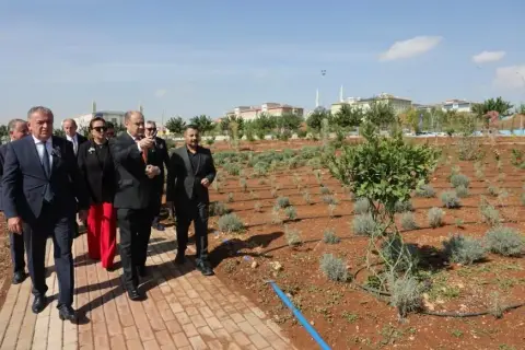 Şanlıurfa ile Pitești arasında dostluk fidanları toprakla buluştu