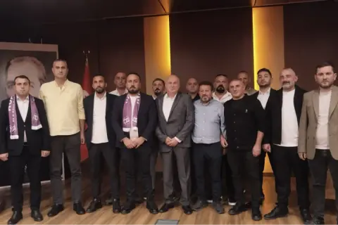 Artvin Hopaspor'un yeni başkanı Adem Çakmak