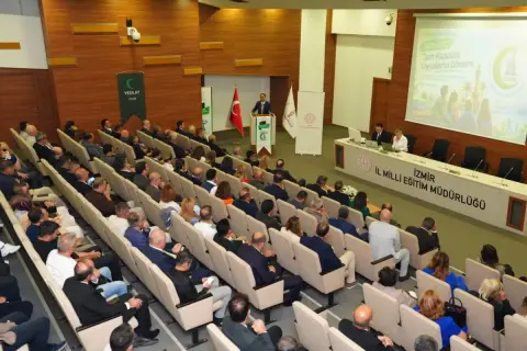 İzmir’de Yeşilay Sağlıklı Yaşam Ligi’nin yeni dönem koordinasyonu yapıldı