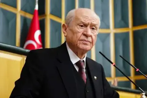 Bahçeli’den Erdoğan’ın Yeniden Adaylığı İçin Seçimlerin Yenilenmesi Çağrısı
