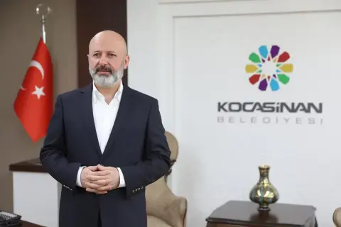 Kocasinan'da camiler gül suyuyla yıkanıyor