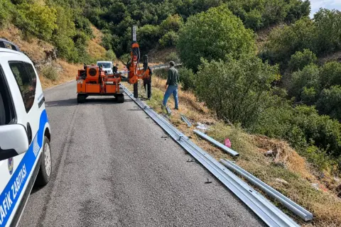 Manisa'yla 33 Bin Metre Korkuluk: Yollar Daha Güvenli