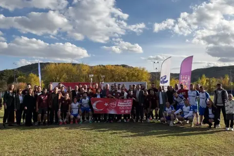 Cumhuriyet Kupası'nda penaltı: Odunpazarı Başkanlık kazandı