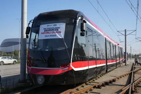 Samsun'a 4. yeni tramvay ulaştı: Filo 41'e çıkacak