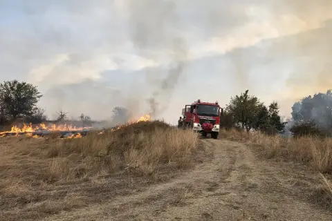 Keşan'da anız yangınları: Yasak rağmen duman kapladı