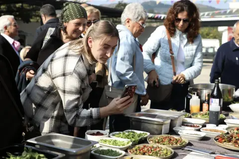 Mudanya'da zeytin kültürü buluşması: Uzman tadımı ve fabrika turu