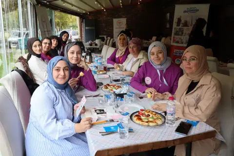 Sakarya'da Anne Adayları Normal Doğum İçin Buluştu