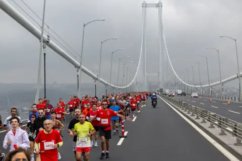 Cumhuriyet sevgisi Osmangazi Köprüsü’ne sığmadı