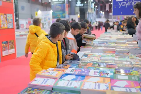 TÜYAP Denizli Kitap Fuarı Açıldı: 212 Yayınevi, 500 İmza Günü