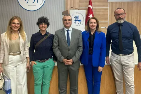DEÜ'den turizm öğrencilerine AI destekli kariyer platformu