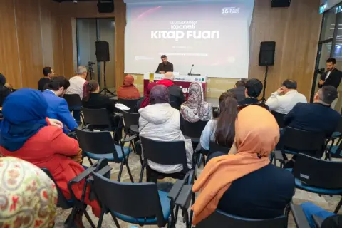Kocaeli Kitap Fuarı'nda Kalp ve Besmele Söyleşisi
