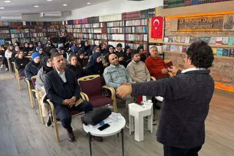 Konya’da Öğrenciler Yazar ve Akademisyenlerle Buluşuyor