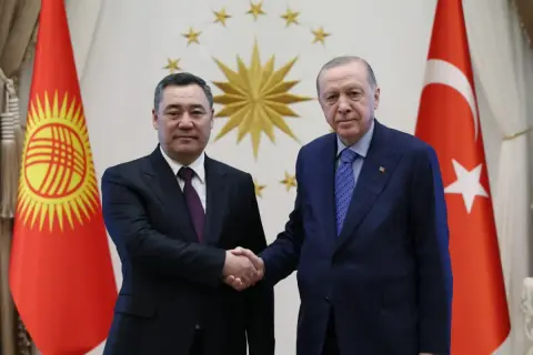 Erdoğan-Caparov: Savunma sanayii ve enerjide iş birliği