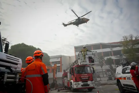 İzmir'de 43 ilçe kapsayan dev deprem tatbikatı