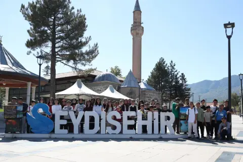 Büyükşehir'den STK'ye destek: 40 öğrenci kültür gezisinde