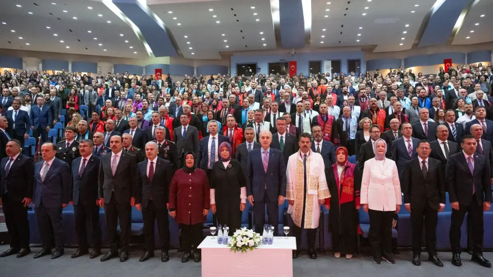 TBMM Başkanı Kurtulmuş, Selçuk’un akademik yıl açılışına katıldı