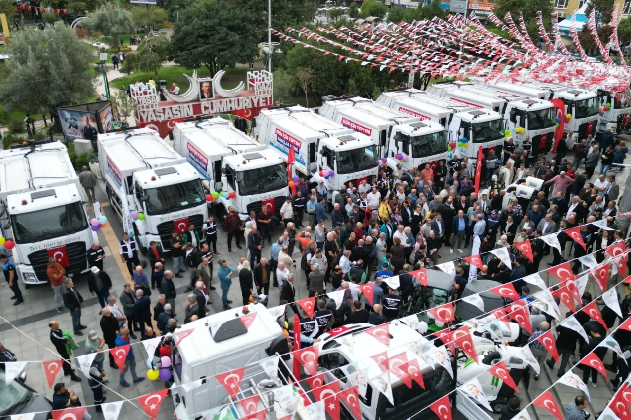 İzmit Belediyesi araç filosunu güçlendirdi